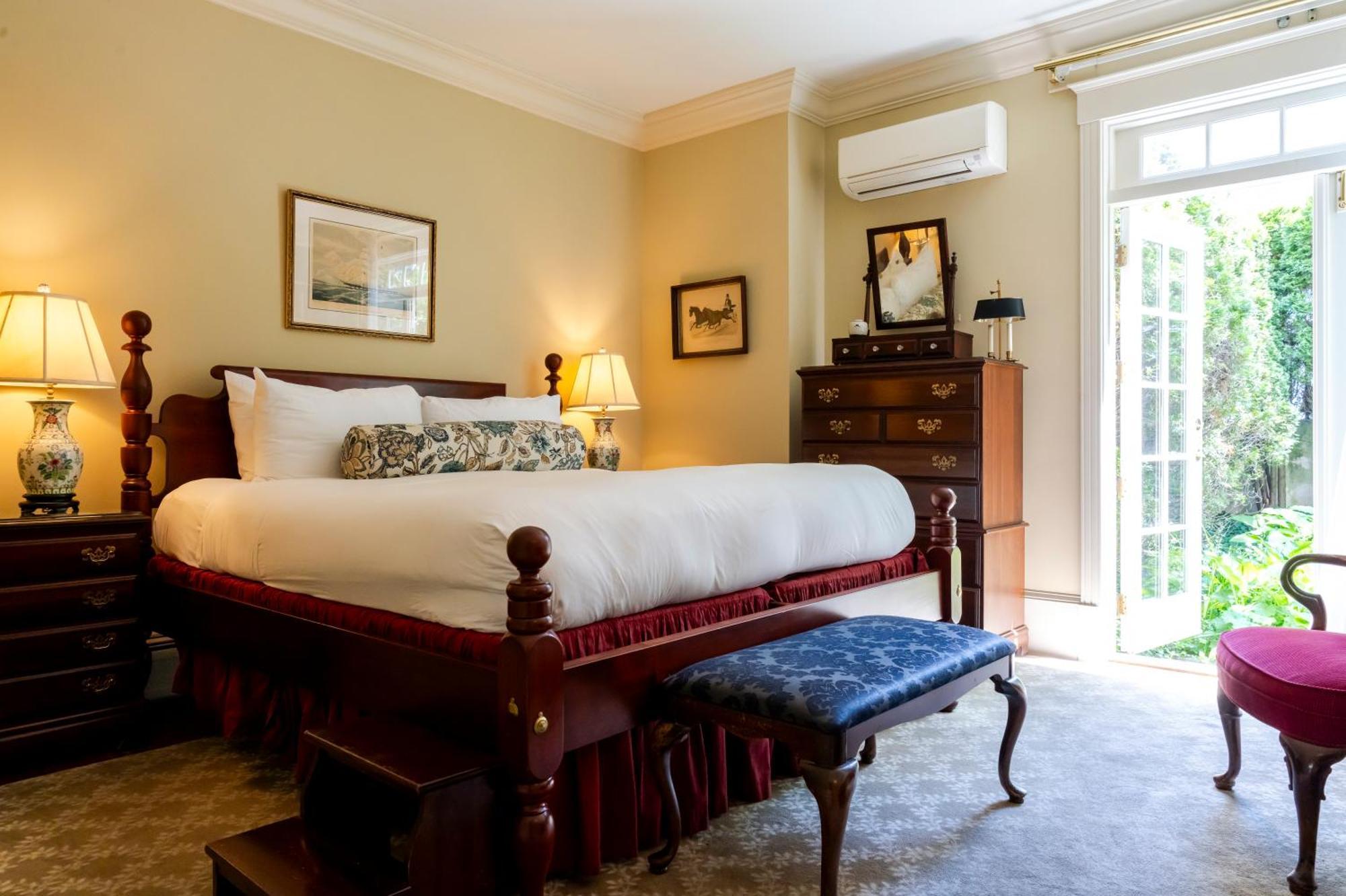 Francis Malbone House Bed and Breakfast Newport Tower Eksteriør billede